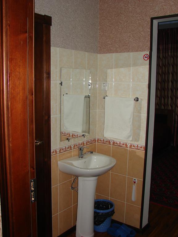 Hotel Avesto Tachkent Extérieur photo